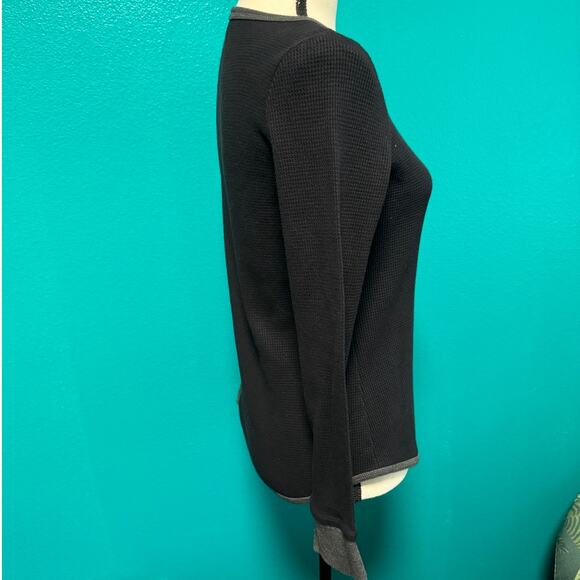 Liz Claiborne Active Black & Gray Snap Front Thermal Long Sleeve Shirt Small - Picture 3 of 9